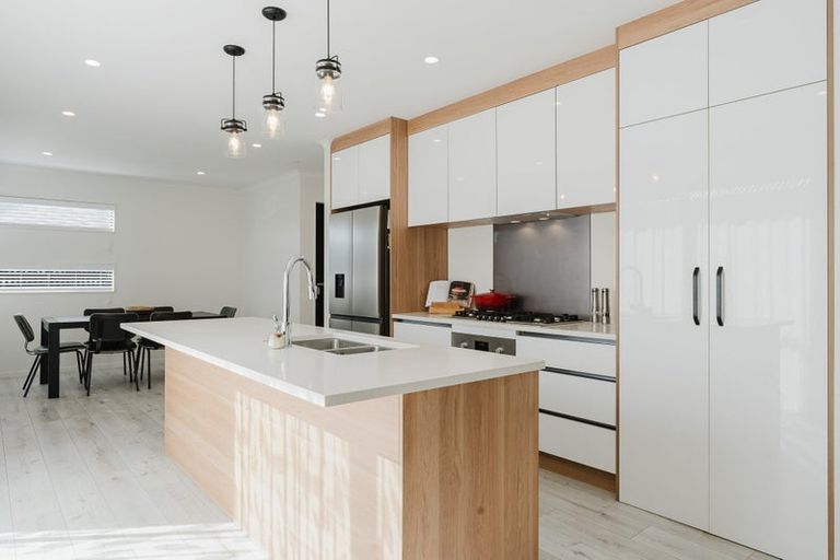 Photo of property in 11 Lavinias Way, Chartwell, Hamilton, 3210