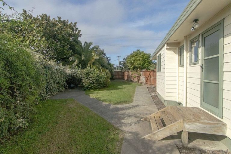 Photo of property in 527 Main North Road, Bay View, Napier, 4104