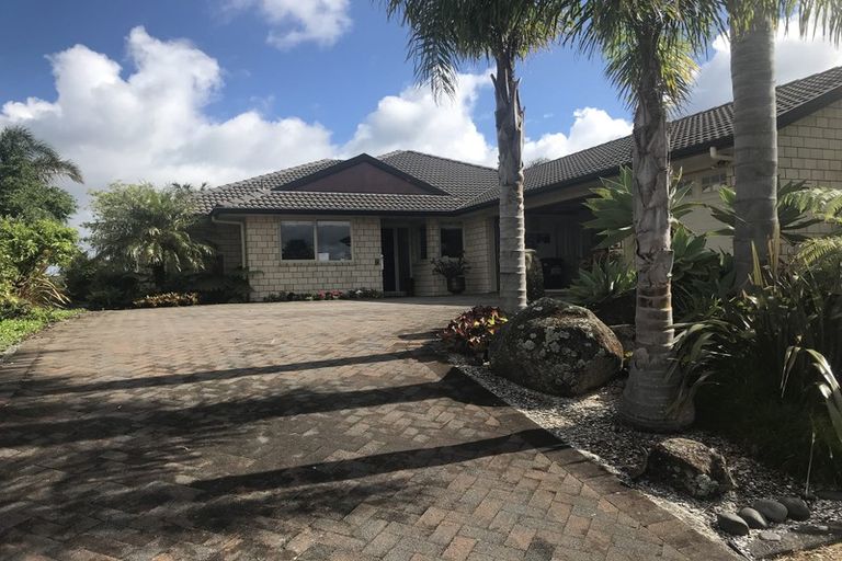 Photo of property in 10 Cayman Court, One Tree Point, 0118