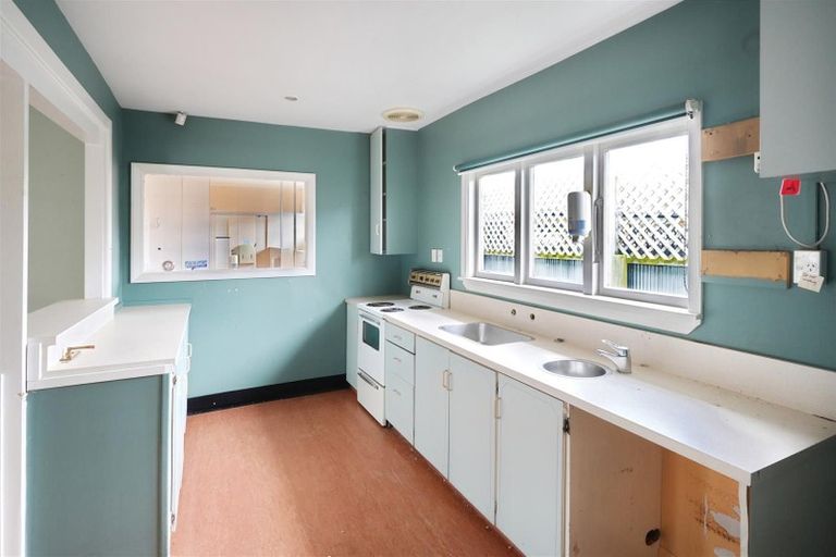 Photo of property in 284 Breezes Road, Aranui, Christchurch, 8061