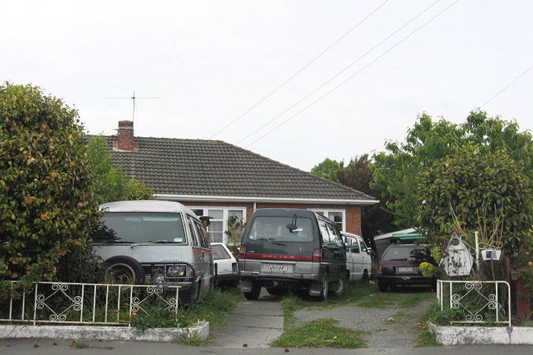 Photo of property in 9a Rowe Place, Burwood, Christchurch, 8061
