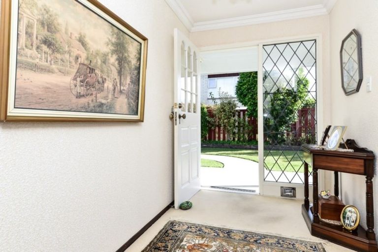 Photo of property in 11 Glen Lynne Avenue, Queenwood, Hamilton, 3210