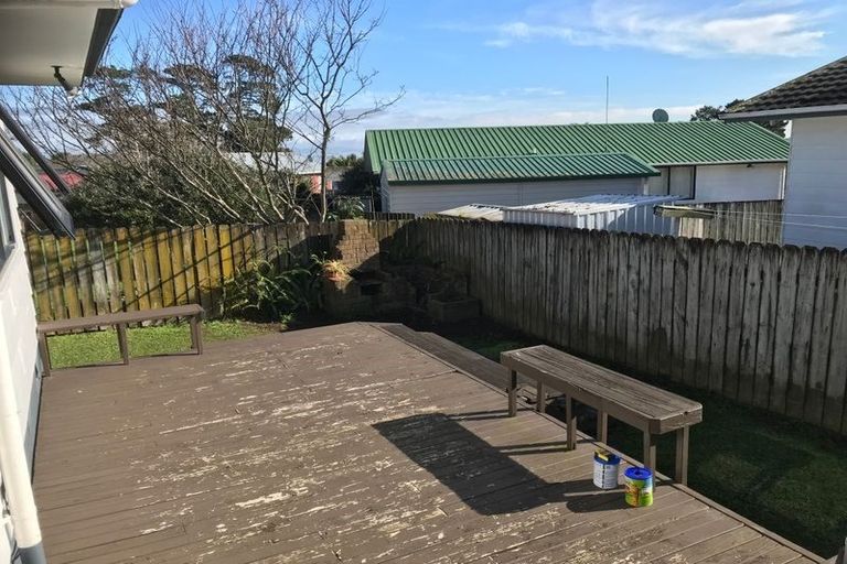 Photo of property in 2/77 Burundi Avenue, Clendon Park, Auckland, 2103