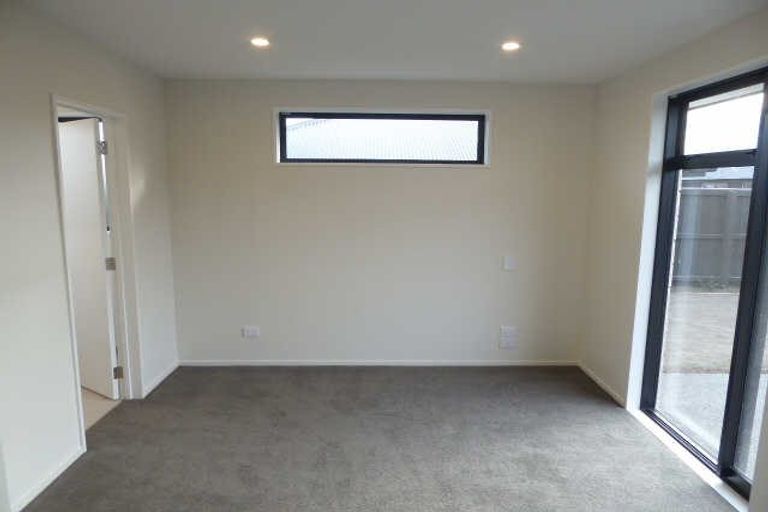 Photo of property in 12 Broadway Parade, Rolleston, 7615