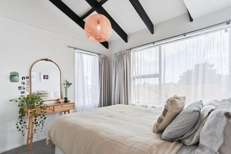 Photo of property in 2 Ebert Place, Rangiora, 7400