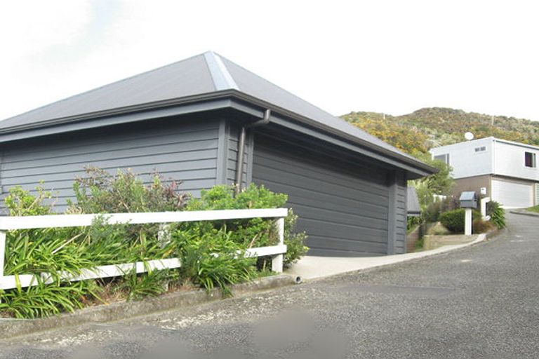 Photo of property in 1 Baxter Way, Karori, Wellington, 6012
