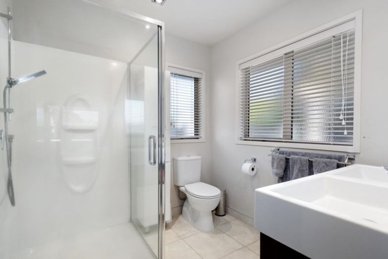 Photo of property in 32 Tomika Crescent, Papamoa Beach, Papamoa, 3118