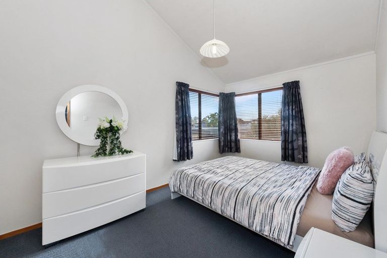 Photo of property in 300a Cambridge Road, Hillcrest, Hamilton, 3216