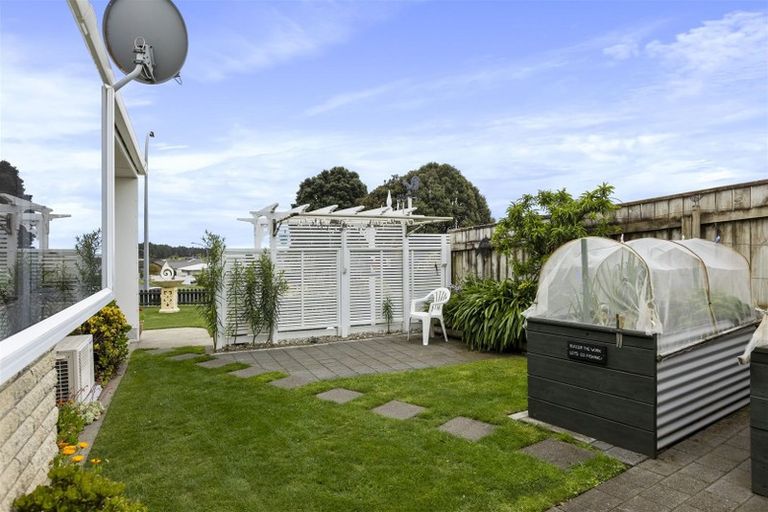 Photo of property in 1a Walmer Grove, Bell Block, New Plymouth, 4312
