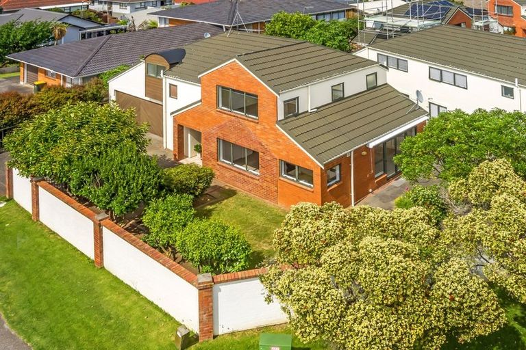 Photo of property in 77 Cook Street, Howick, Auckland, 2014