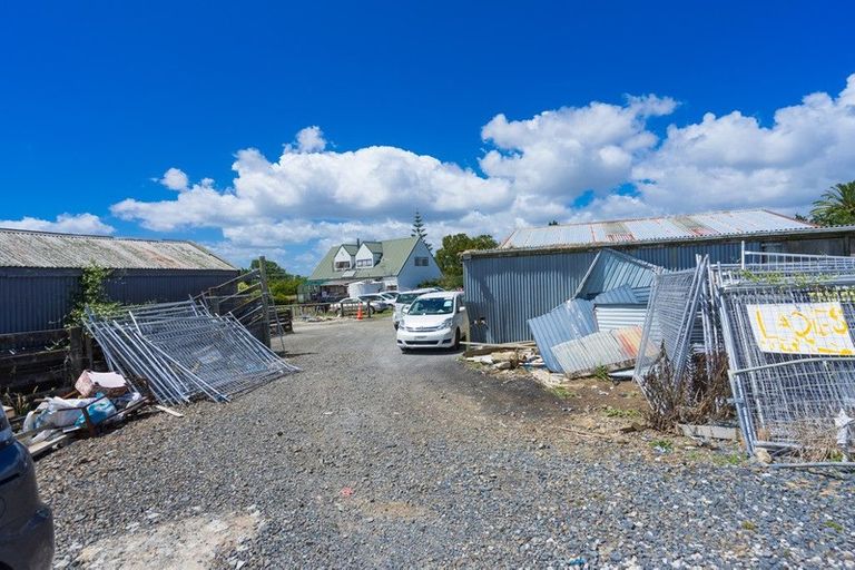 Photo of property in 1282 Alfriston Road, Alfriston, Manurewa, 2576