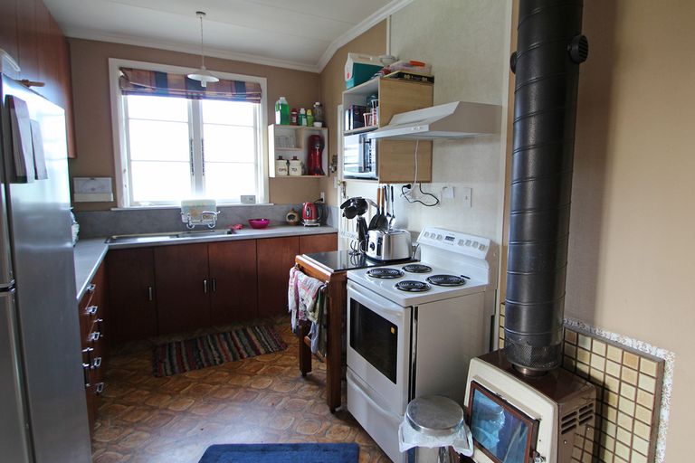 Photo of property in 16 Conway Street, Oamaru North, Oamaru, 9400