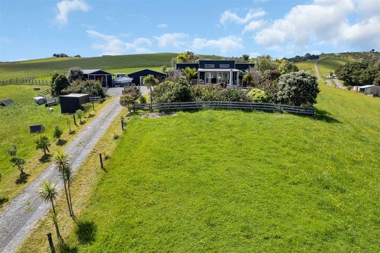 Photo of property in 1713 Matapouri Road, Matapouri, Whangarei, 0173