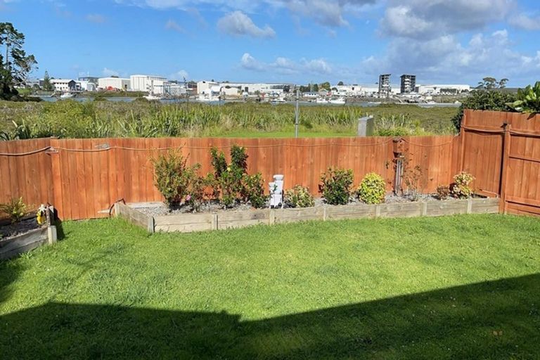 Photo of property in 14 Pelorus Place, Pakuranga, Auckland, 2010