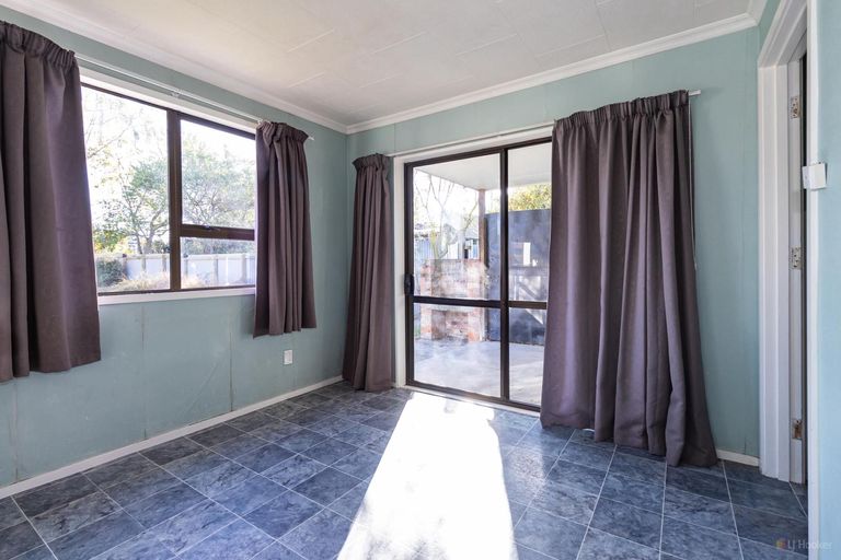 Photo of property in 1 Augustine Street, Waimate, 7924