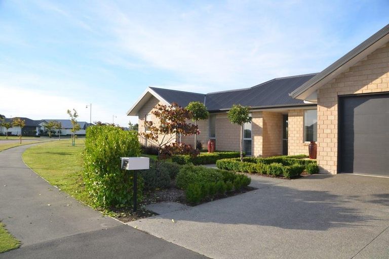 Photo of property in 10 Somerville Crescent, Aidanfield, Christchurch, 8025