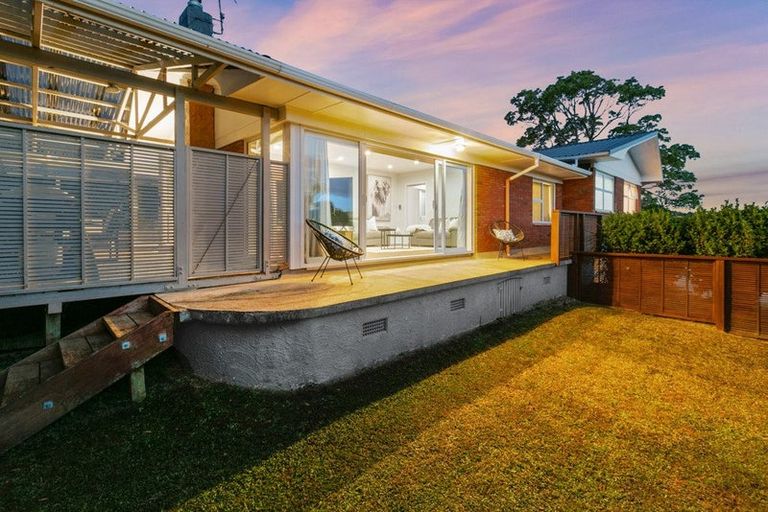 Photo of property in 31 Stredwick Drive, Torbay, Auckland, 0630