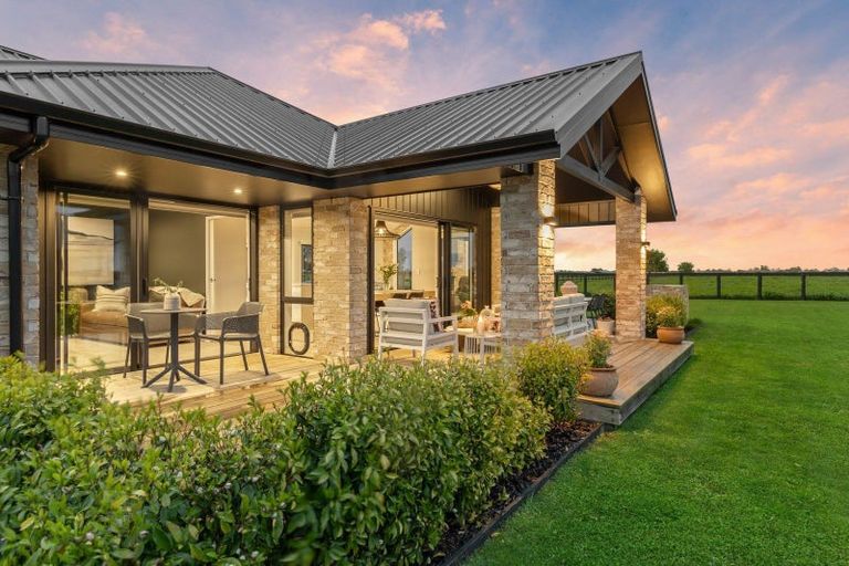 Photo of property in 72 Redoubt Road, Cambridge, 3495