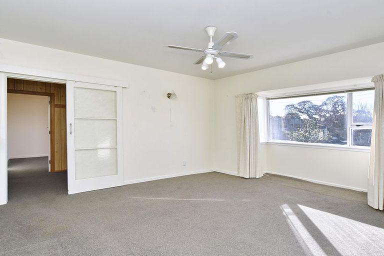Photo of property in 115 Wilsons Road South, Saint Martins, Christchurch, 8022
