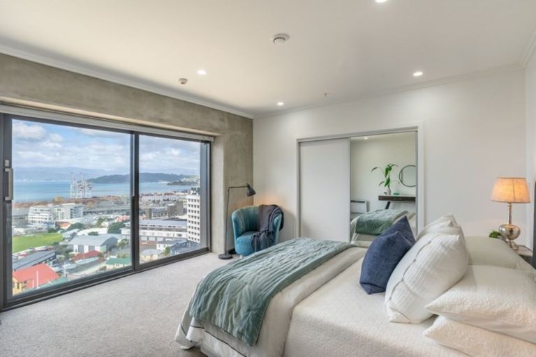 Photo of property in Frame Apartments, 1601/111 Molesworth Street, Thorndon, Wellington, 6011