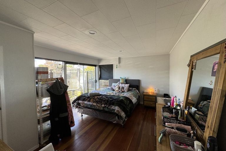 Photo of property in 32 Fairlight Place, Manurewa, Auckland, 2102