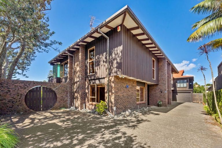 Photo of property in 1/41 Hauraki Road, Hauraki, Auckland, 0622