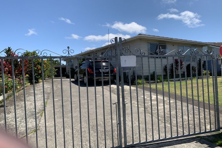 Photo of property in 28 Cottingham Crescent, Mangere East, Auckland, 2024