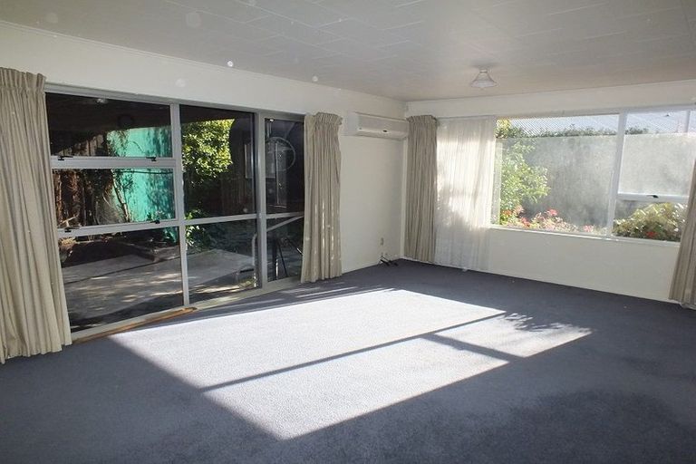 Photo of property in 43 Doncaster Street, Sockburn, Christchurch, 8042