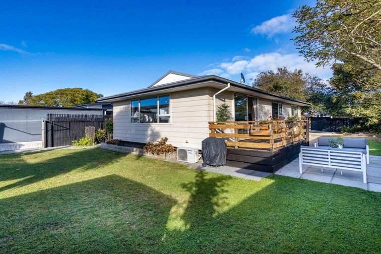 Photo of property in 2/22 Mathesons Road, Phillipstown, Christchurch, 8011