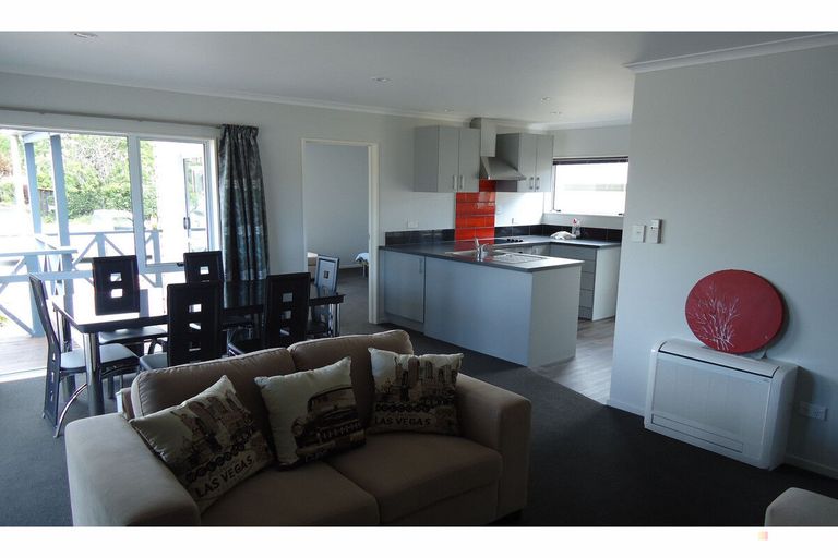 Photo of property in 6a Hayes Street, Waimate, 7924