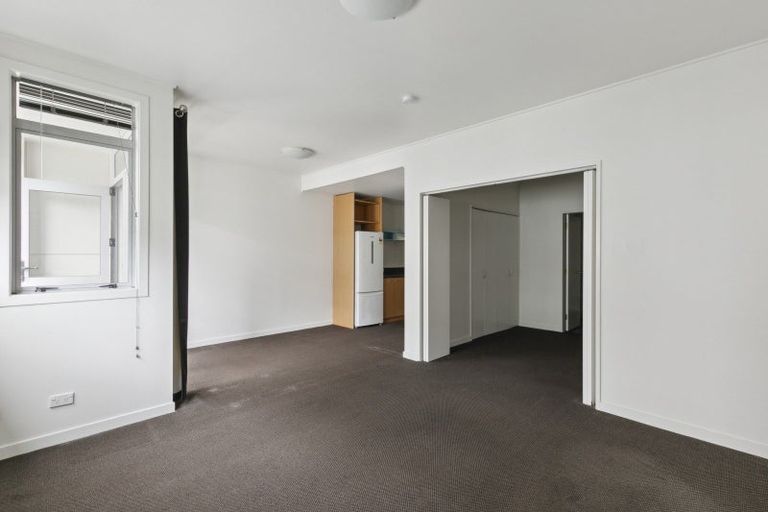 Photo of property in Dixonlane Apartments, 6/7 Feltex Lane, Te Aro, Wellington, 6011