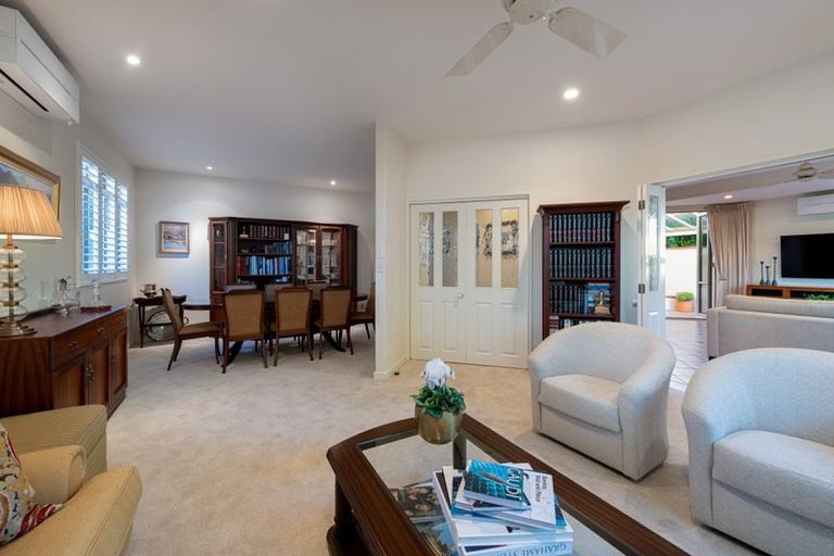 Photo of property in 3/284 Lake Road, Hauraki, Auckland, 0622