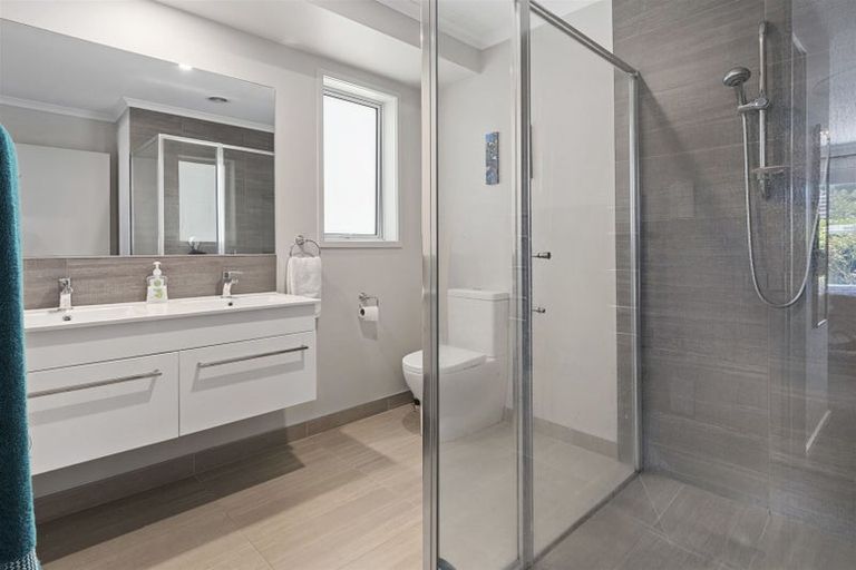 Photo of property in 94 Moffat Road, Bethlehem, Tauranga, 3110