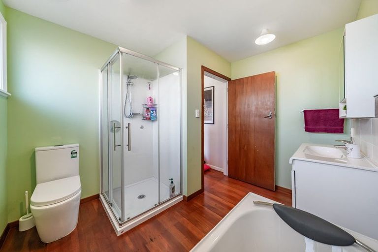 Photo of property in 18 Sheridan Crescent, Trentham, Upper Hutt, 5018