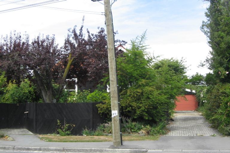 Photo of property in 26 Weston Road, St Albans, Christchurch, 8052