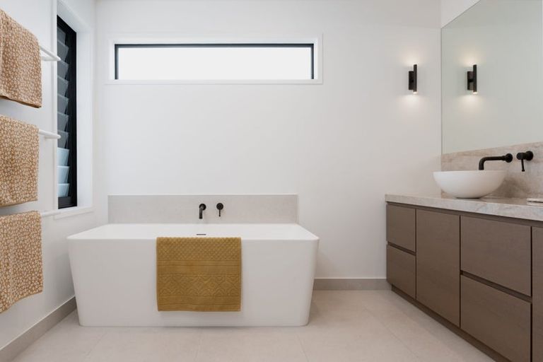 Photo of property in 28 Awatere Avenue, Beerescourt, Hamilton, 3200