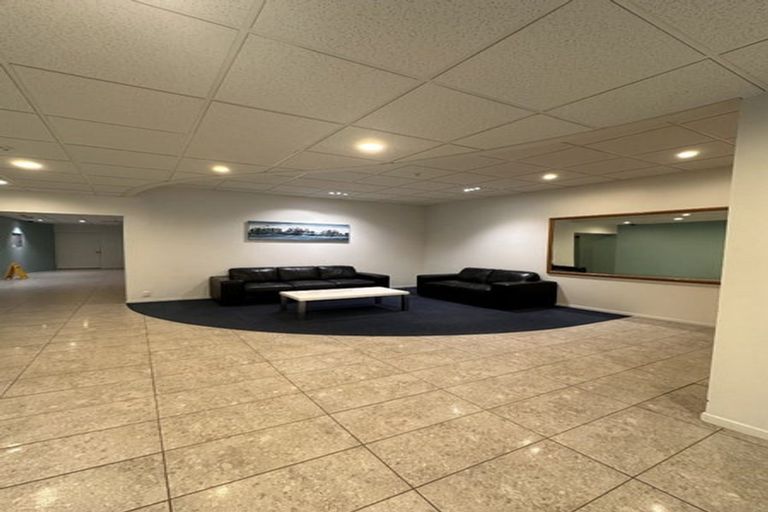 Photo of property in Terrace Tower Apartments, 126 The Terrace, Wellington Central, Wellington, 6011