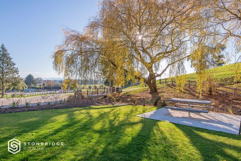 Photo of property in 5 Tui Vale Lane, Halswell, Christchurch, 8025