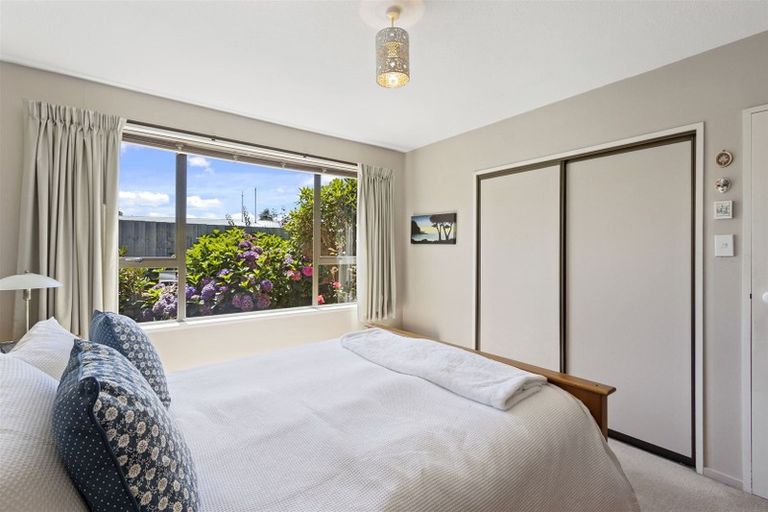 Photo of property in 1/22 Bowen Street, Upper Riccarton, Christchurch, 8041