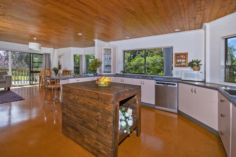 Photo of property in 617 Crane Road, Kauri, Kamo, 0185