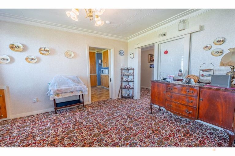 Photo of property in 25 Hughes Street, Waimate, 7924