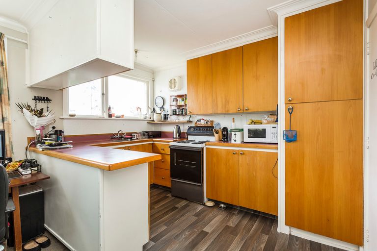 Photo of property in 82 Koremata Street, Green Island, Dunedin, 9018