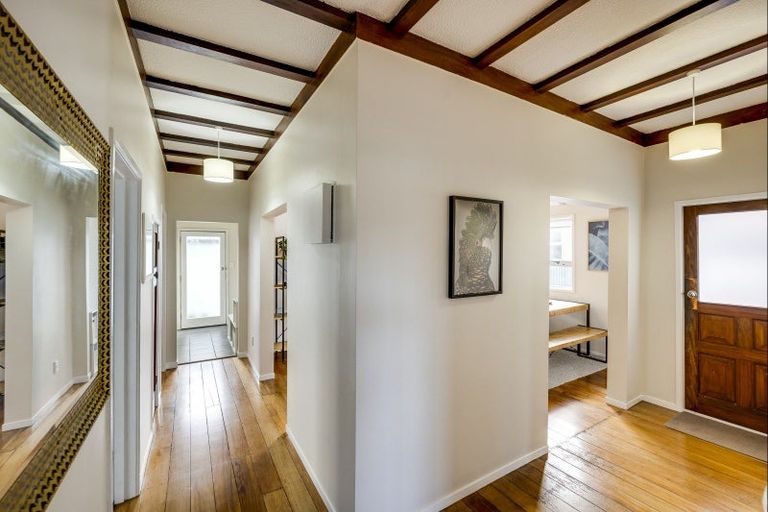 Photo of property in 16a Georges Drive, Napier South, Napier, 4110