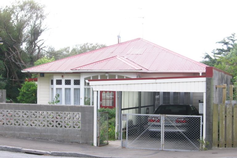 Photo of property in 1 Stanley Street, Berhampore, Wellington, 6023