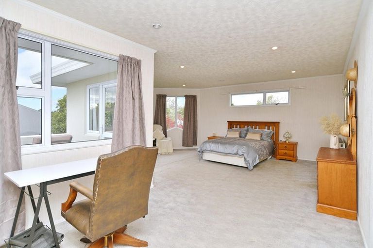 Photo of property in 16 Bridget Lane, Rangiora, 7400