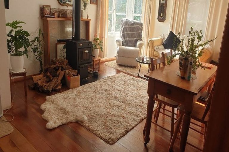 Photo of property in 37 Victoria Street, Patea, 4520