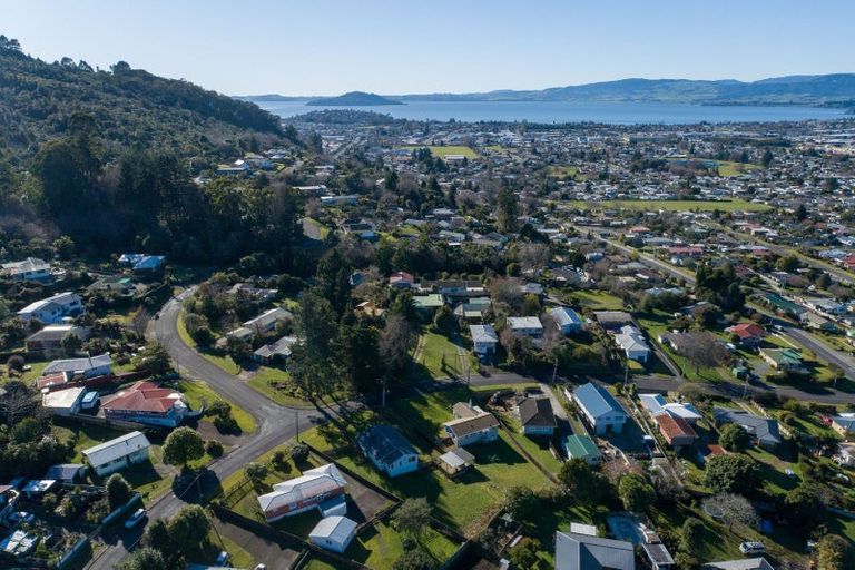 Photo of property in 56 Thomas Crescent, Western Heights, Rotorua, 3015