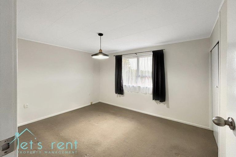Photo of property in 154 Universal Drive, Henderson, Auckland, 0610