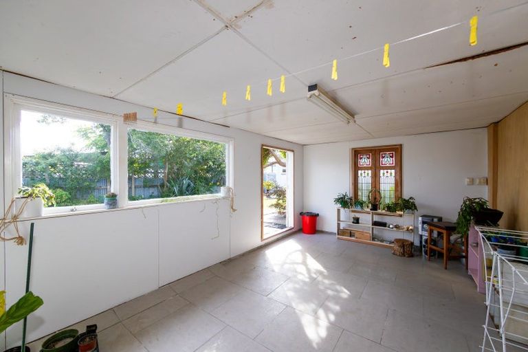 Photo of property in 263 Kennedy Road, Onekawa, Napier, 4110
