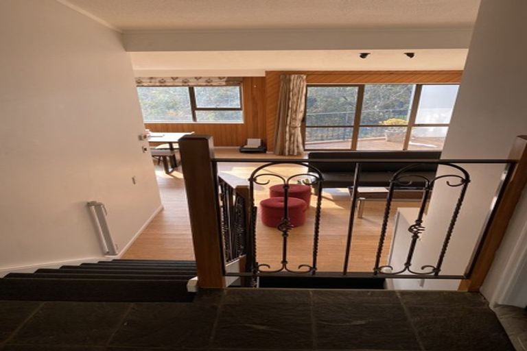 Photo of property in 132 Wadestown Road, Wadestown, Wellington, 6012